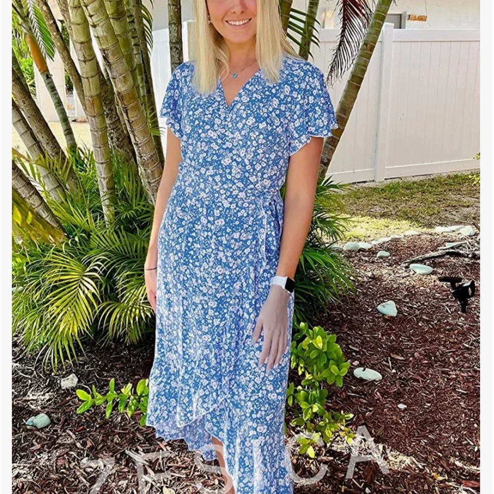 Woman’s blue floral bohemian dress - Picture 6 of 8